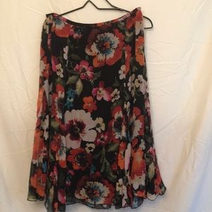 Chicos 2 silk skirt